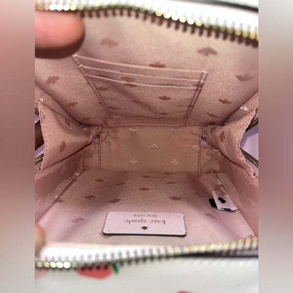 Kate spade strawberry collection very very rare vanity purse - Picture 6 of 8